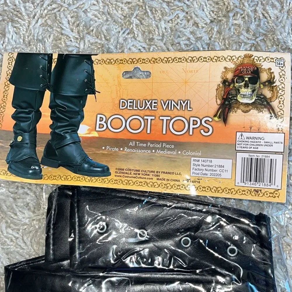 New Deluxe Vinyl Pirate Boot Tops  Cosplay Halloween  Fits Over Most Adult Boots